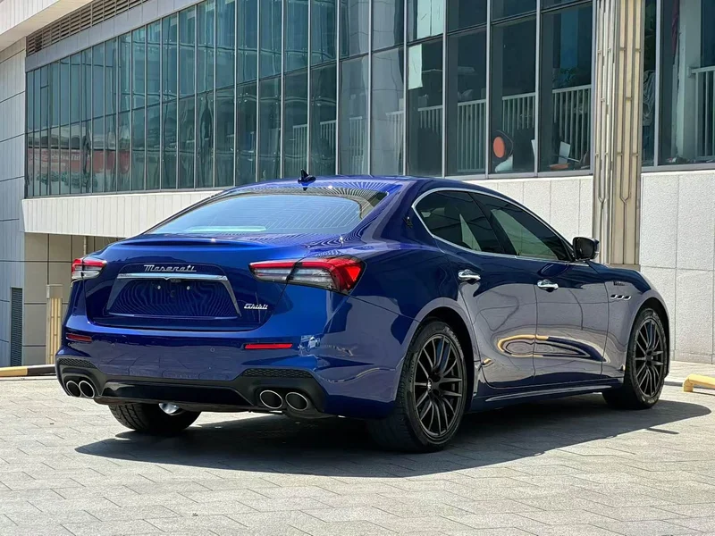 Maserati Ghibli — фото 9