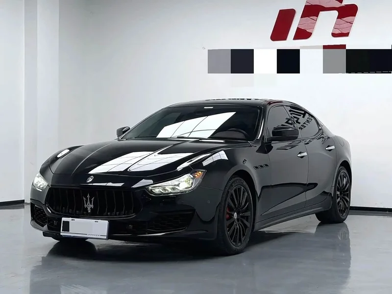 Maserati Ghibli — фото 1