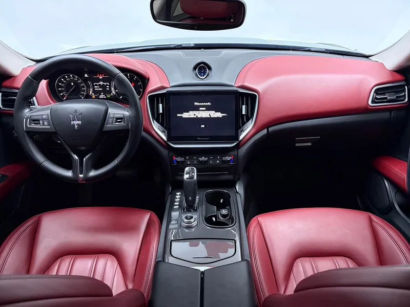 Maserati Ghibli — фото 16