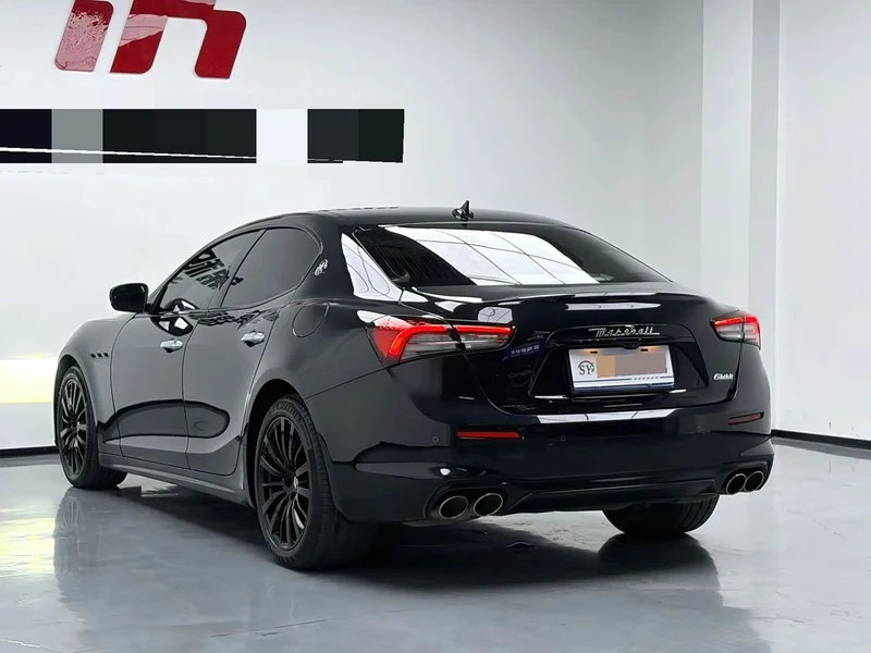 Maserati Ghibli — фото 6