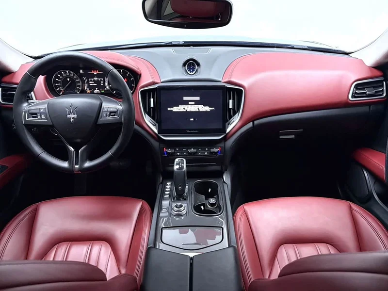 Maserati Ghibli — фото 8
