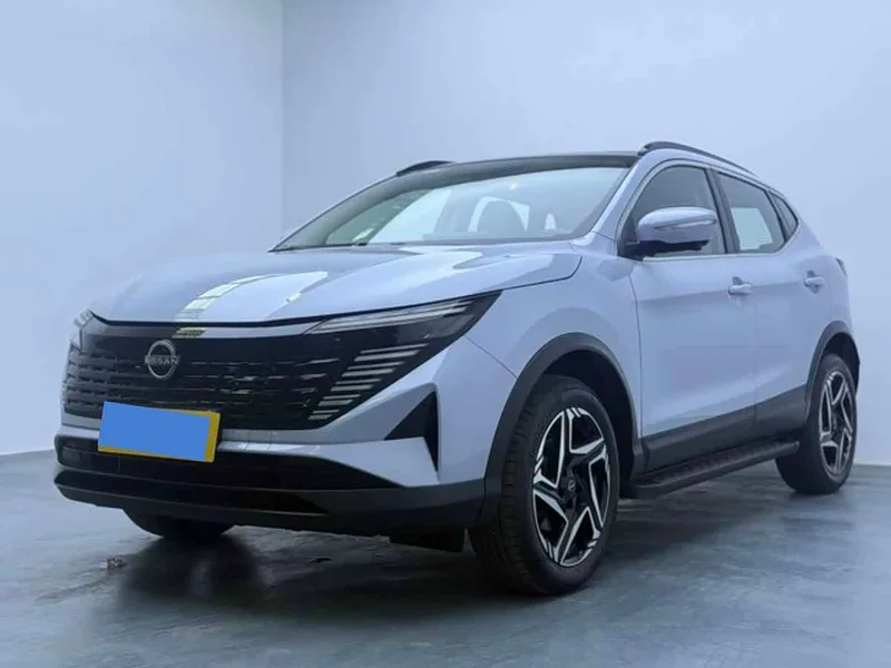 Nissan Qashqai — фото 1