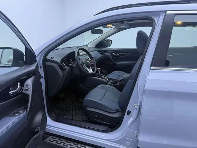 Nissan Qashqai — фото 20