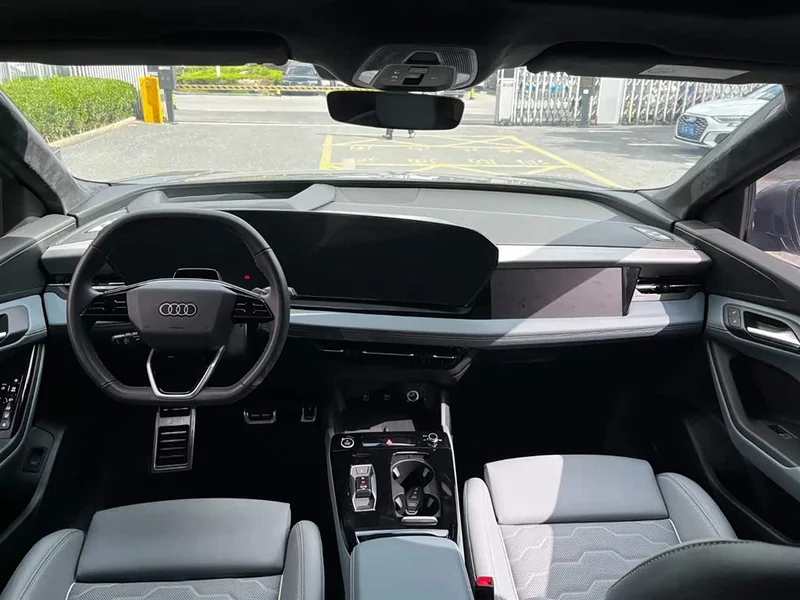 Audi Q6L e-tron — фото 11
