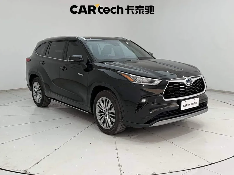 Toyota Highlander — фото 2