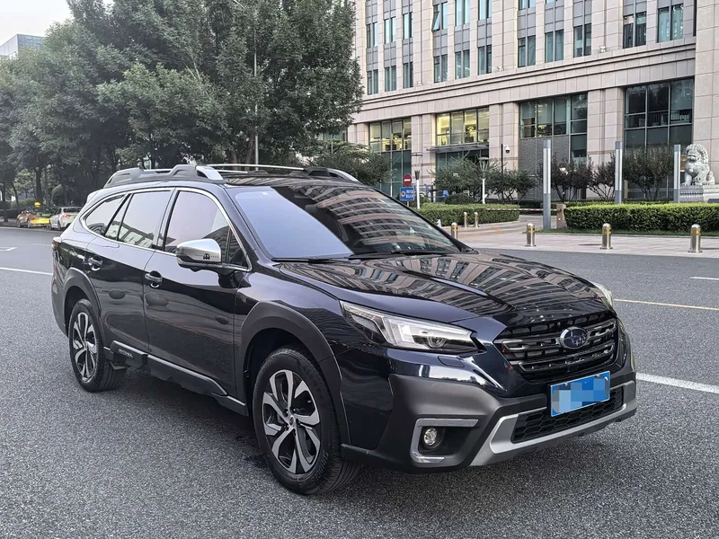 Subaru Outback — фото 7