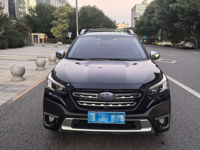 Subaru Outback — фото 8
