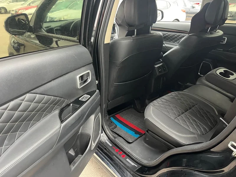 Mitsubishi Outlander — фото 11