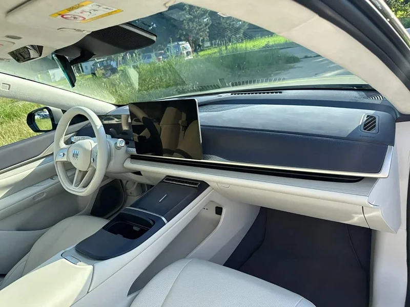 Buick ZhiJing L7 — фото 16