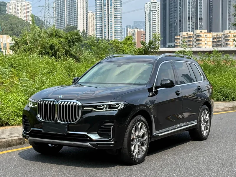BMW X7 — фото 1