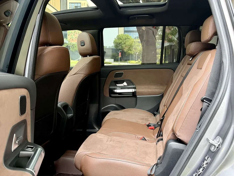 Mercedes-Benz GLB AMG — фото 7