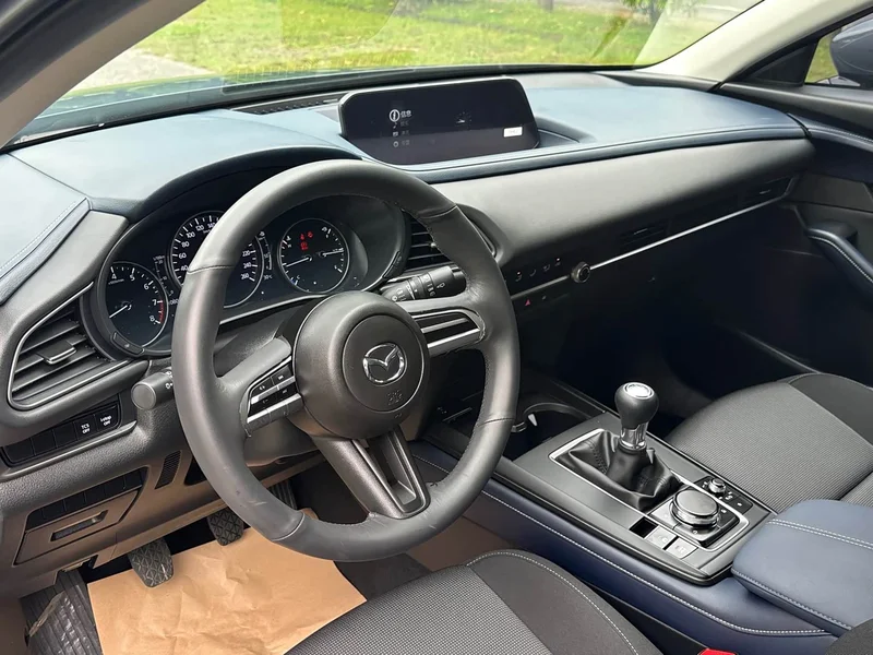 Mazda CX-30 — фото 16