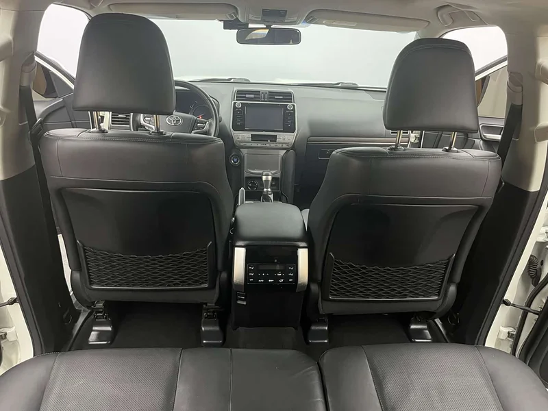 Toyota Prado — фото 12