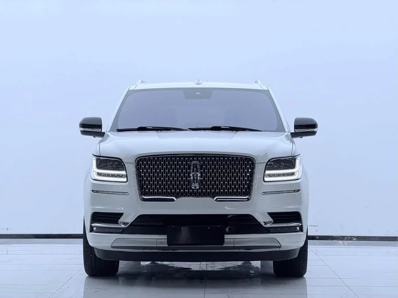 Lincoln Navigator — фото 2