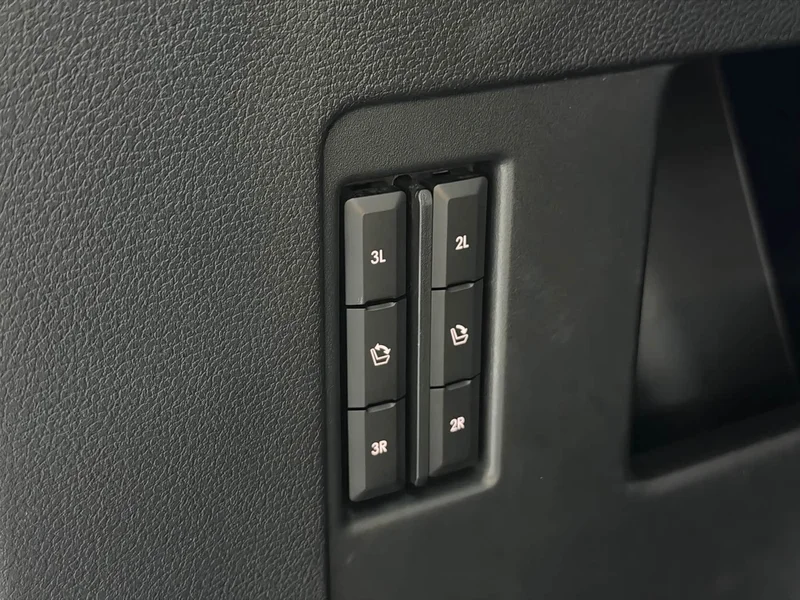 Lincoln Navigator — фото 27