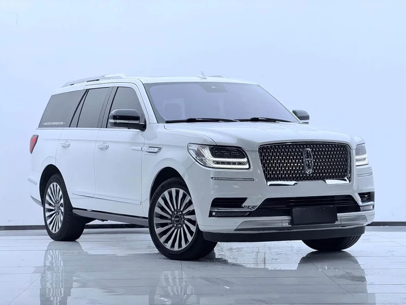 Lincoln Navigator — фото 3