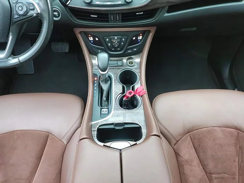 Buick Envision Plus — фото 16