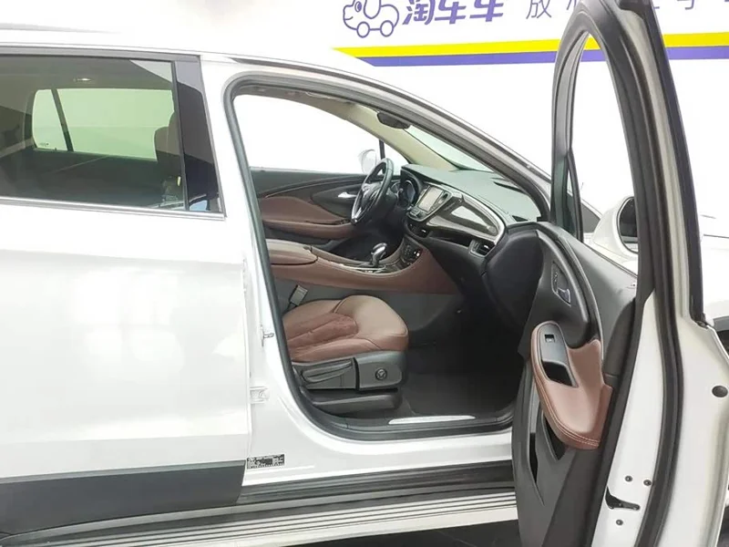 Buick Envision Plus — фото 8