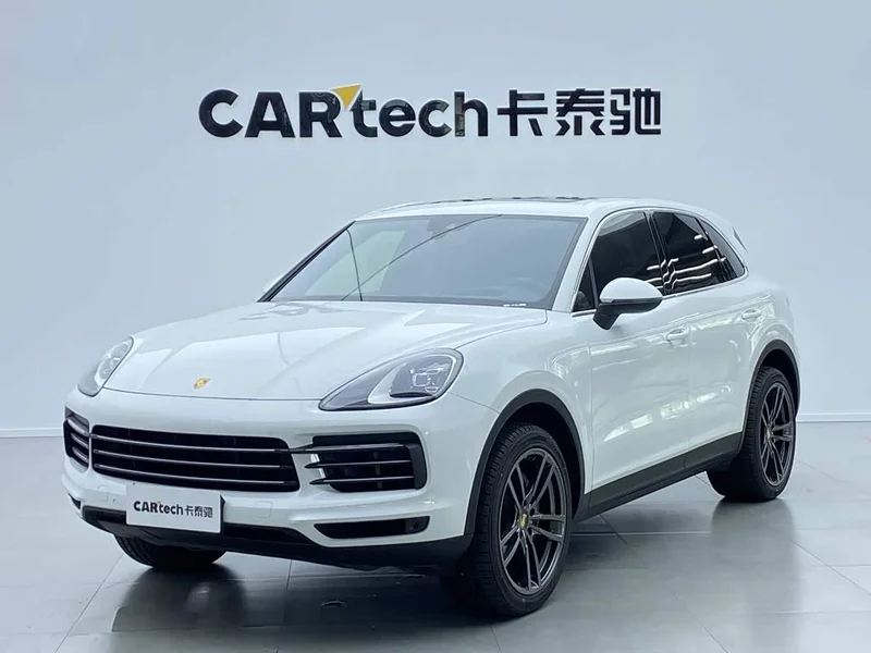 Porsche Cayenne — фото 1