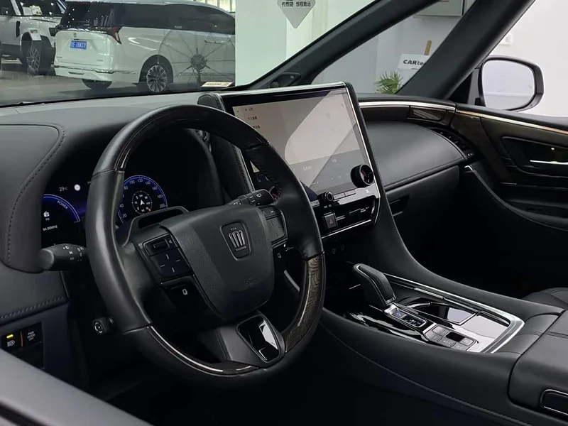 Toyota Vellfire — фото 27