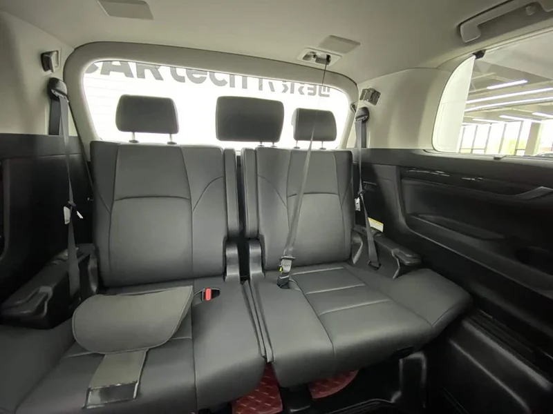 Toyota Vellfire — фото 11