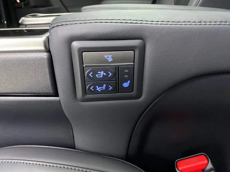 Toyota Vellfire — фото 17