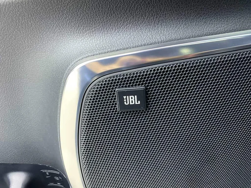 Toyota Vellfire — фото 25