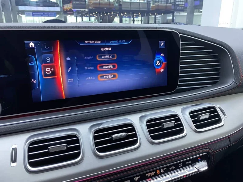 Mercedes-Benz GLE AMG — фото 29