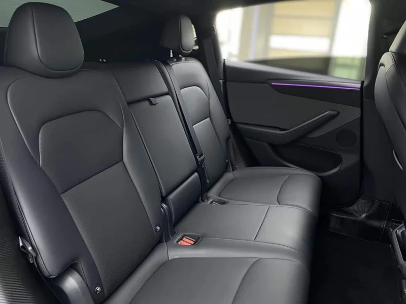 Tesla Model Y — фото 18