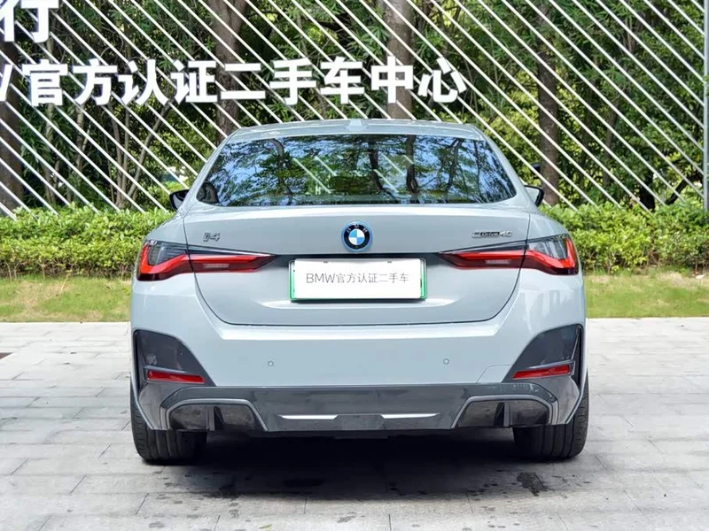 BMW i4 — фото 4
