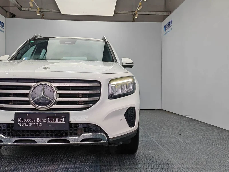 Mercedes-Benz GLB — фото 18
