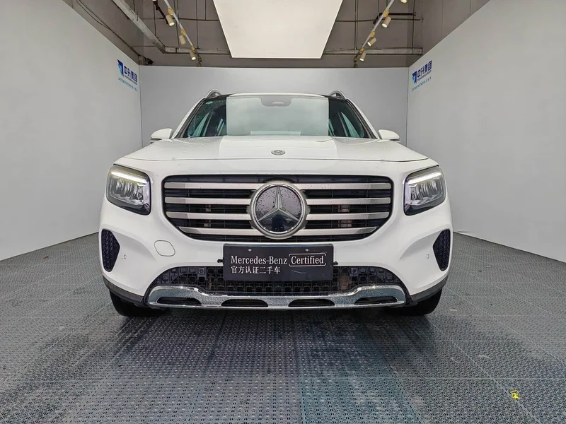 Mercedes-Benz GLB — фото 2