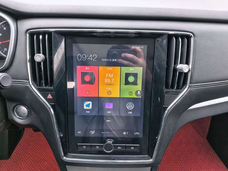 Roewe RX5 — фото 16