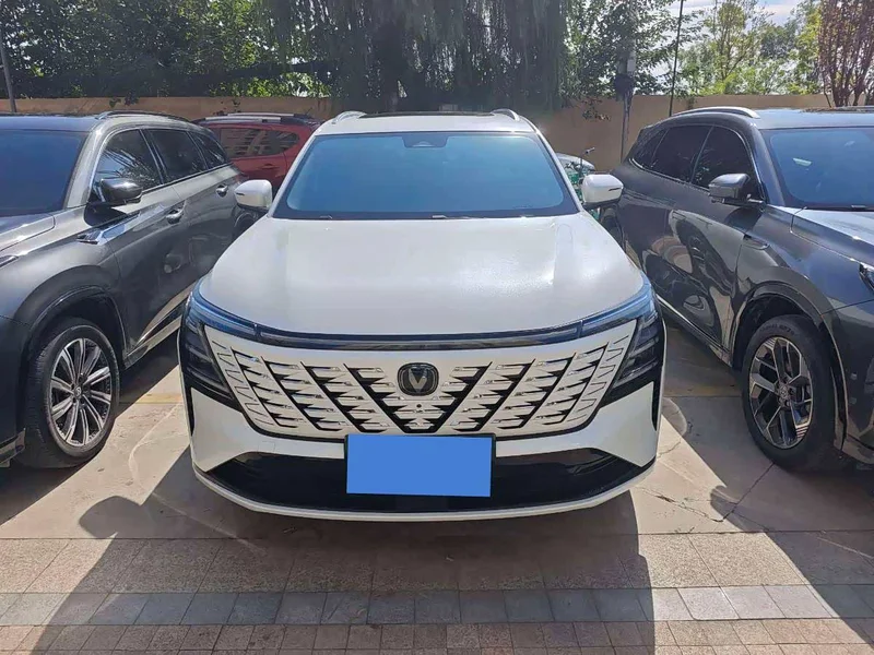 Changan CS75PLUS — фото 2