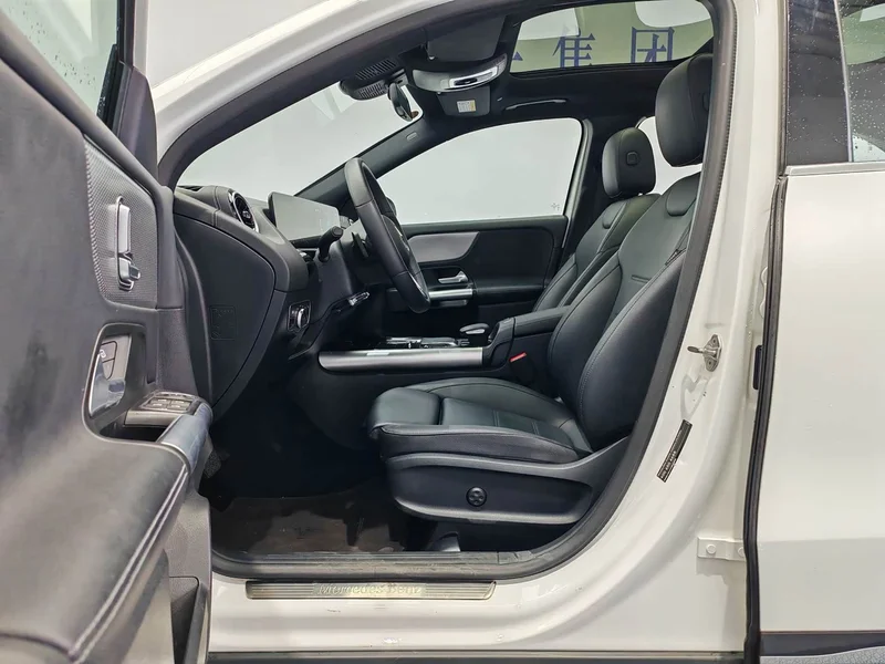 Mercedes-Benz GLA — фото 11