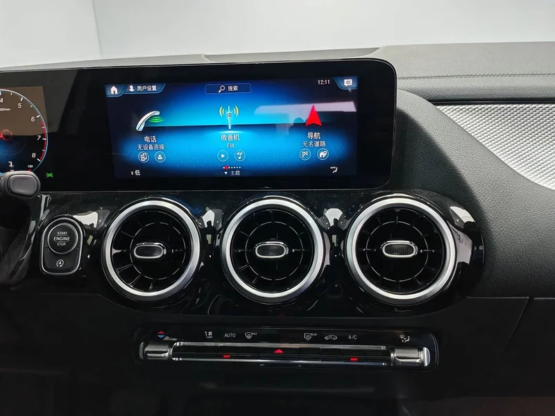Mercedes-Benz GLA — фото 16