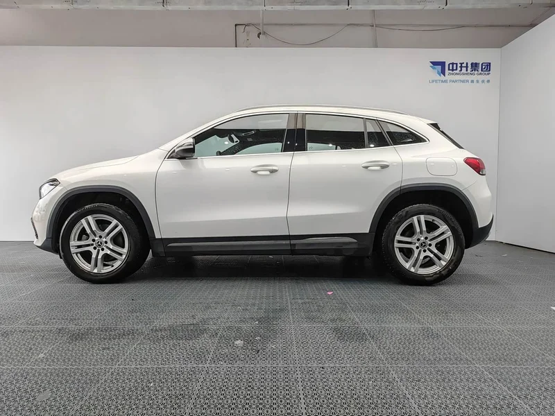 Mercedes-Benz GLA — фото 7