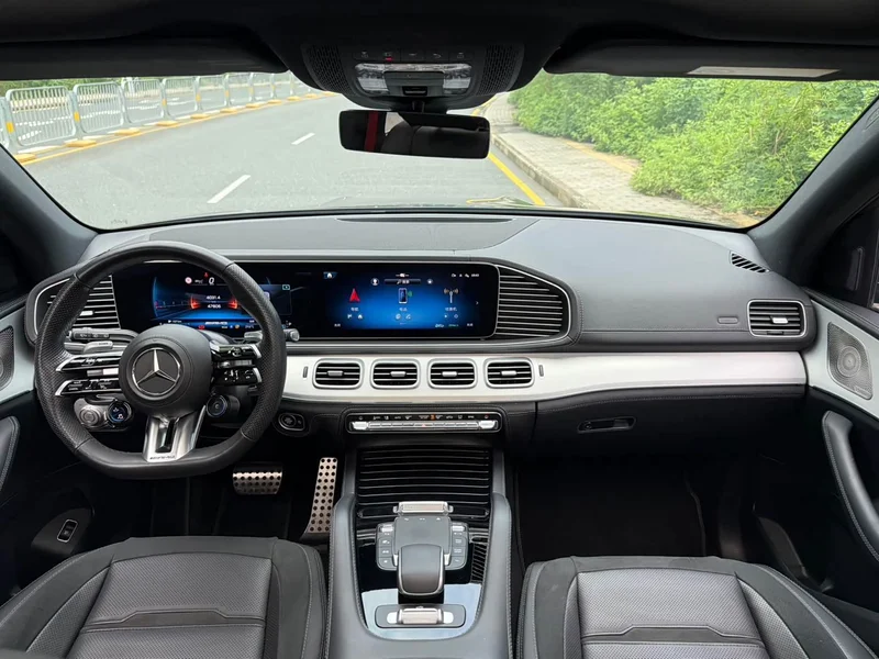 Mercedes-Benz GLE AMG — фото 11