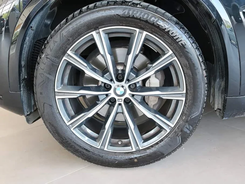 BMW X5 — фото 15
