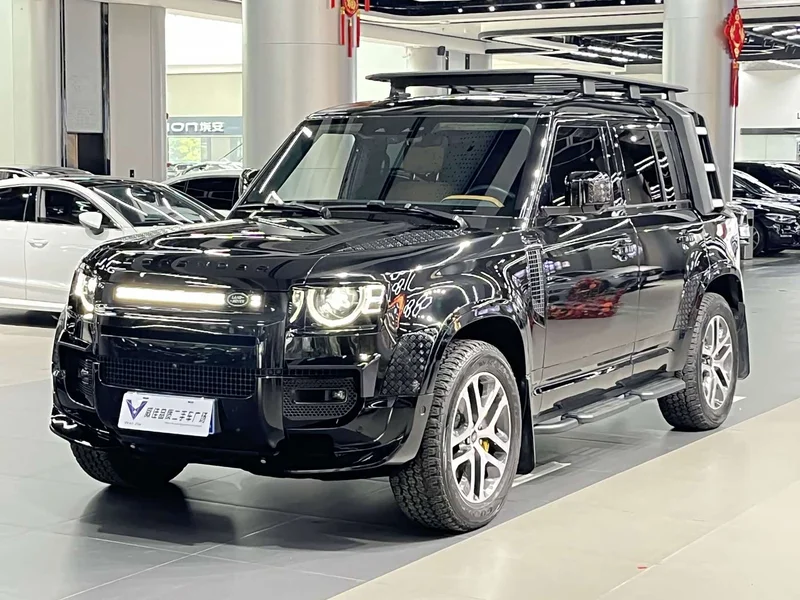 Land Rover Defender — фото 1