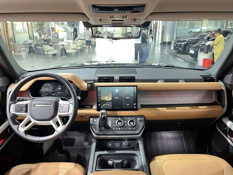 Land Rover Defender — фото 5