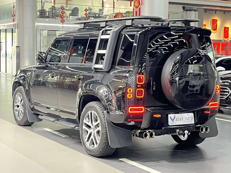 Land Rover Defender — фото 9