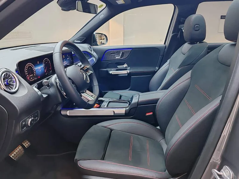 Mercedes-Benz GLB AMG — фото 12