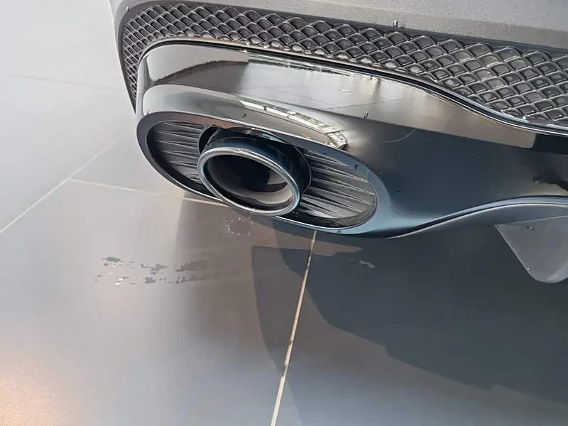 Mercedes-Benz GLB AMG — фото 13