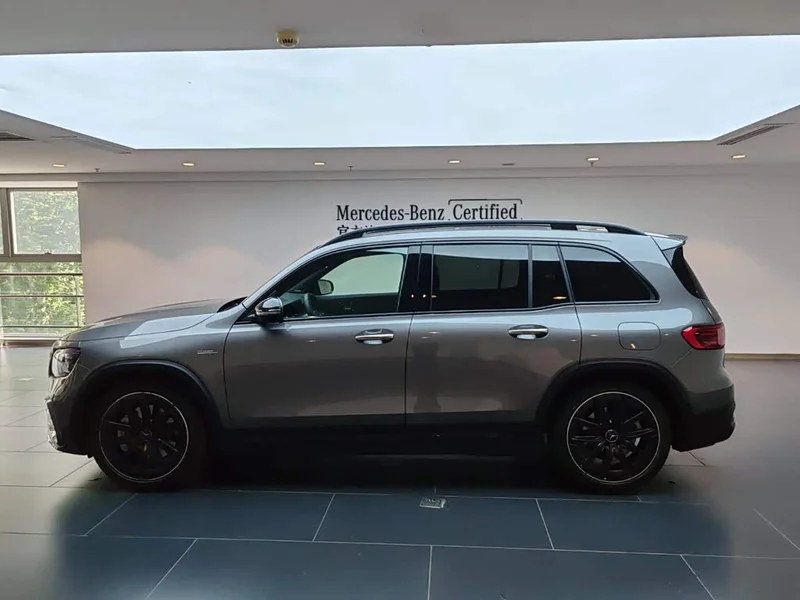 Mercedes-Benz GLB AMG — фото 16