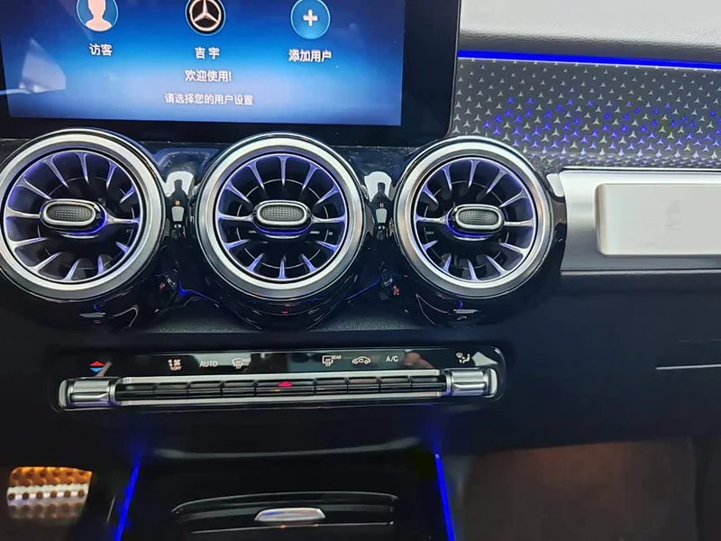 Mercedes-Benz GLB AMG — фото 5