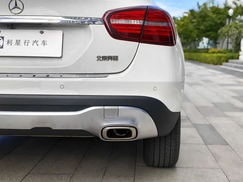 Mercedes-Benz GLA — фото 11