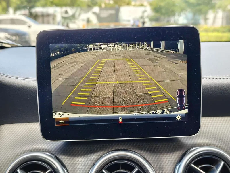 Mercedes-Benz GLA — фото 20