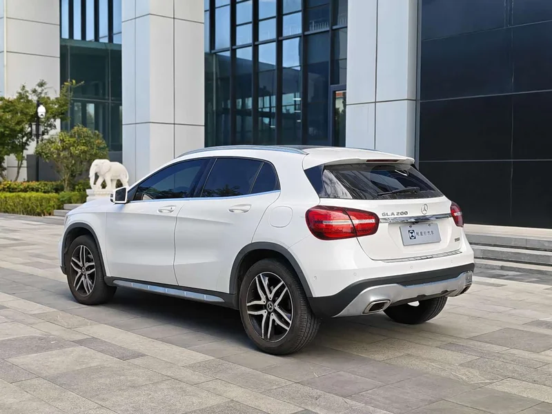 Mercedes-Benz GLA — фото 5