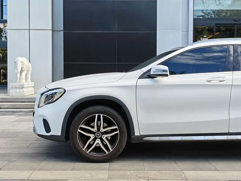 Mercedes-Benz GLA — фото 8